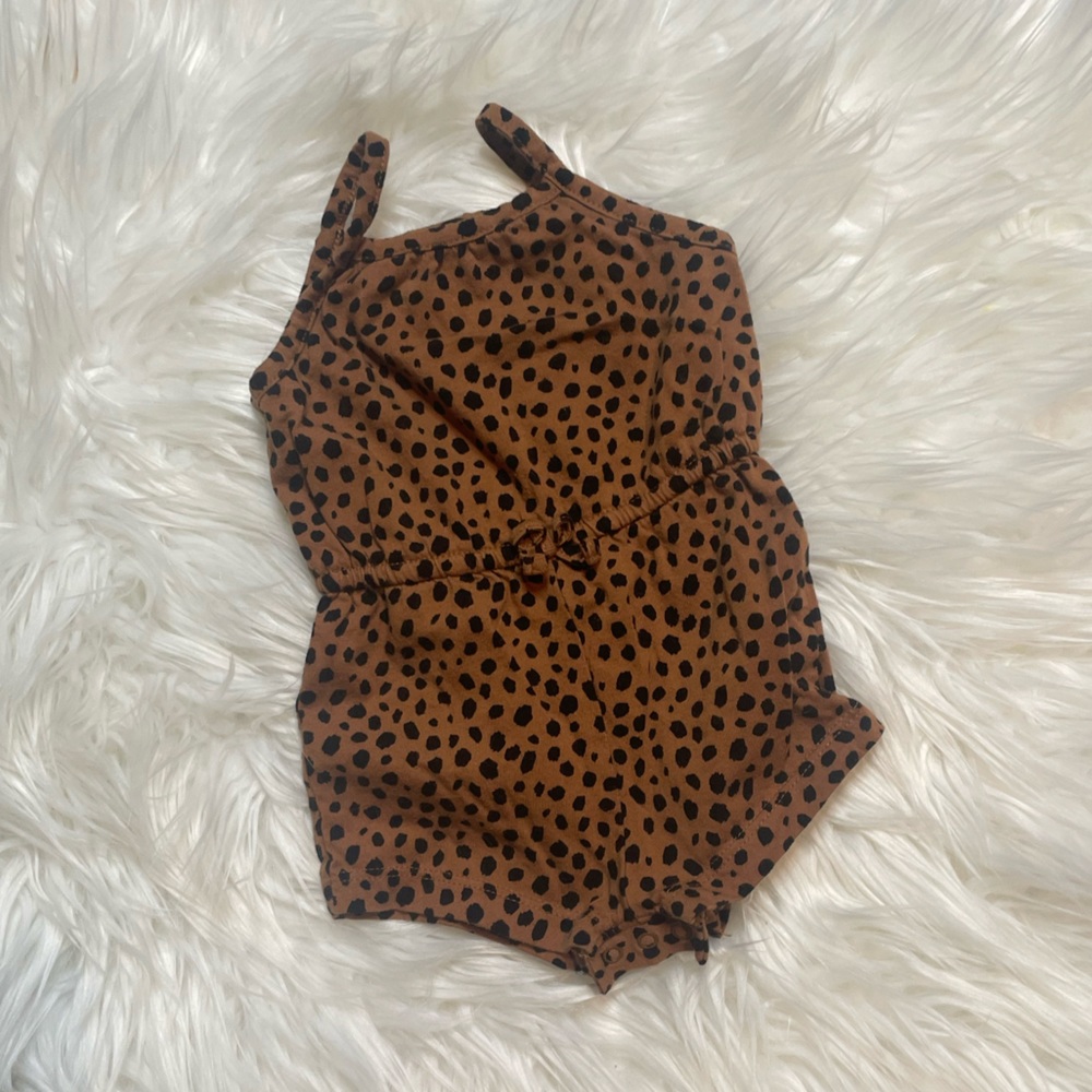 Old Navy Romper 0-3mo